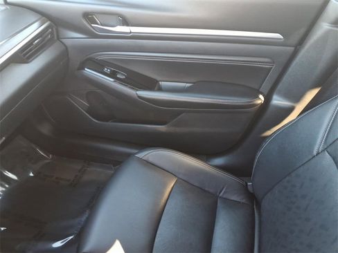 Used 2023 Nissan Altima 2.5 SL image 23
