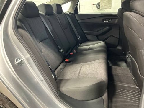 Certified 2025 Honda Accord SE image 19
