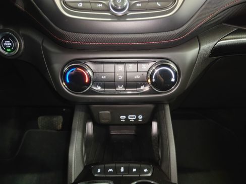 Used 2023 Chevrolet TrailBlazer RS FWD image 26