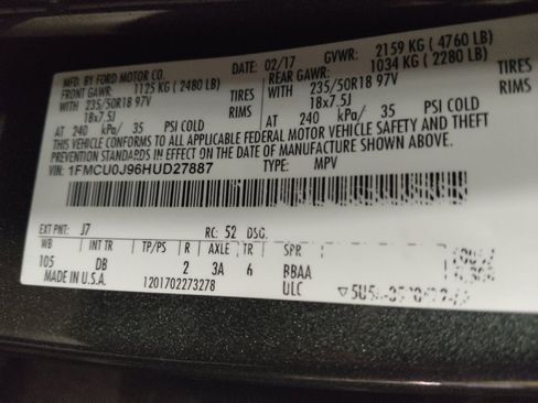 Used 2017 Ford Escape Titanium FWD image 33