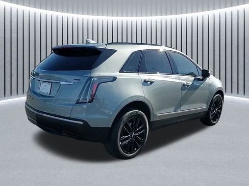 Used 2023 Cadillac XT5 Sportv w/ LPO, Floor Liner Package image 4