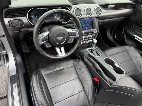 Used 2022 Ford Mustang Premium RWD image 12