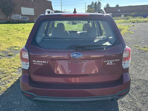 Used 2018 Subaru Forester 2.5i w/ Alloy Wheel Package AWD/4WD image 7
