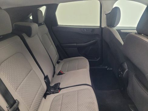 Used 2022 Ford Escape SE w/ Cold Weather Package FWD image 19