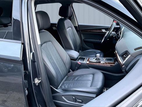 Used 2018 Audi Q5 2.0T Premium image 29