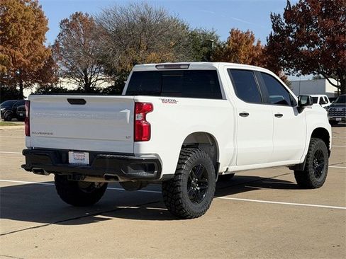 Used 2021 Chevrolet Silverado 1500 LT Trail Boss w/ Convenience Package II image 4