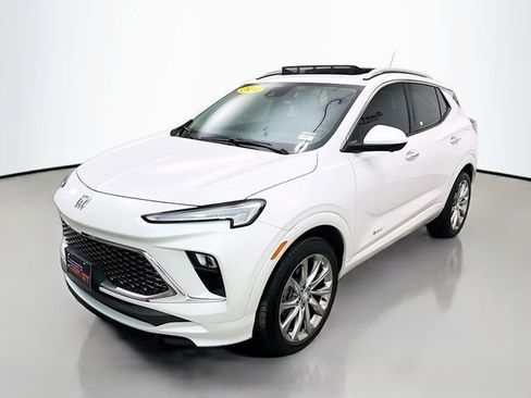 Used 2024 Buick Encore GX Avenir w/ Avenir Technology Package image 3