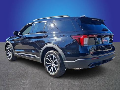 New 2026 Ford Explorer ST-Line image 4