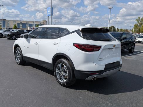 Used 2025 Chevrolet Blazer LT FWD image 5