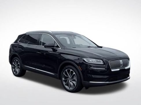 Used 2022 Lincoln Nautilus Reserve AWD/4WD image 4