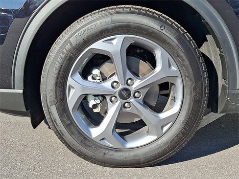 Used 2025 Ford Escape ST-Line image 8