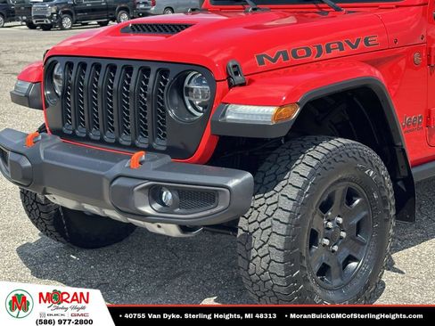 Used 2021 Jeep Gladiator Mojave AWD/4WD image 8