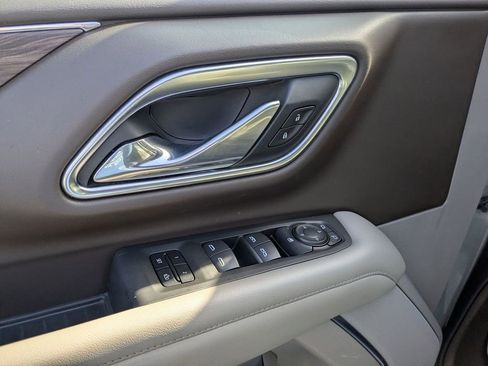 Used 2021 Chevrolet Tahoe LT image 12