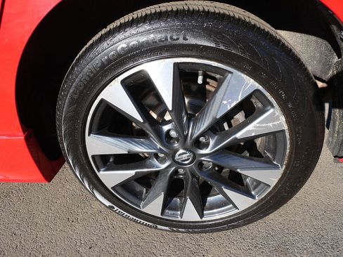 Used 2019 Nissan Sentra SR image 32