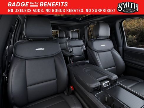 New 2027 Ford Expedition Platinum w/ Stealth Appearance Package AWD/4WD image 11