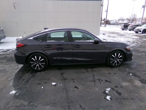 Certified 2024 Honda Civic EX-L image 6