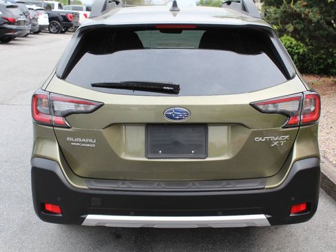 Used 2025 Subaru Outback Limited XT AWD/4WD image 7
