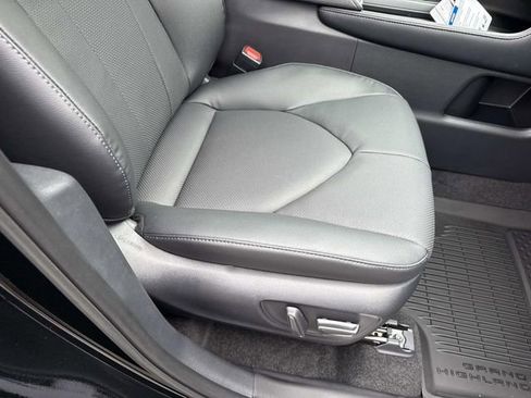 Used 2026 Toyota Grand Highlander AWD image 10