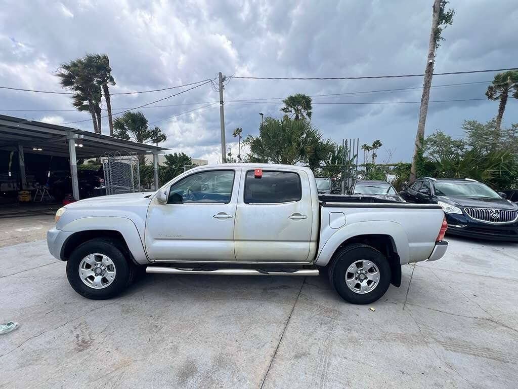 Used 2005 Toyota Tacoma PreRunner RWD image 7