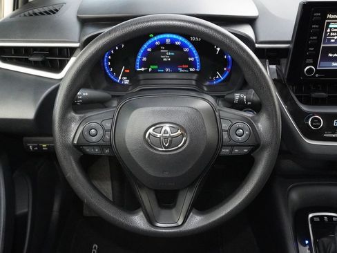 Used 2022 Toyota Corolla LE FWD image 18