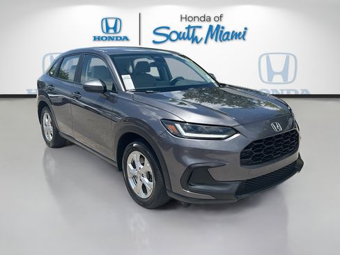 Used 2024 Honda HR-V LX image 1