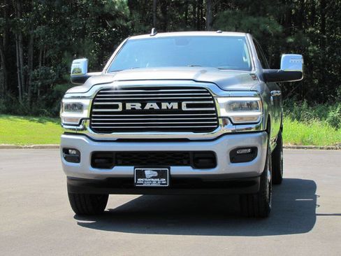 Used 2024 RAM 2500 Laramie image 10