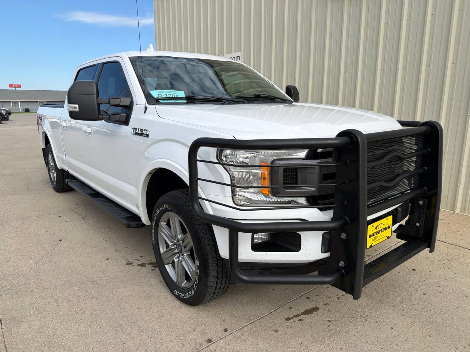 Used 2018 Ford F150 XLT w/ Equipment Group 302A Luxury AWD/4WD image 2