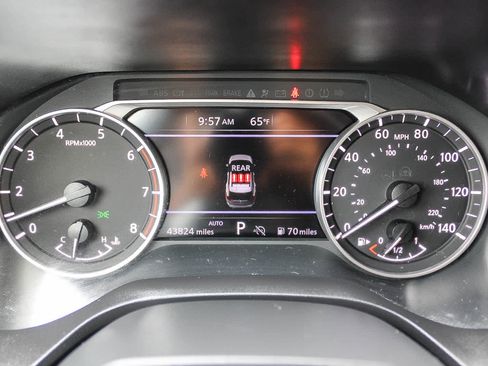 Used 2025 Nissan Rogue SV AWD/4WD image 21