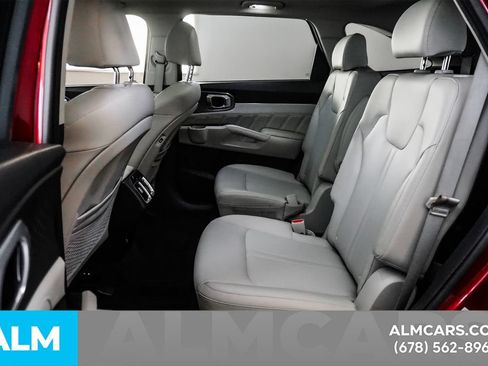 Used 2021 Kia Sorento SX AWD/4WD image 11