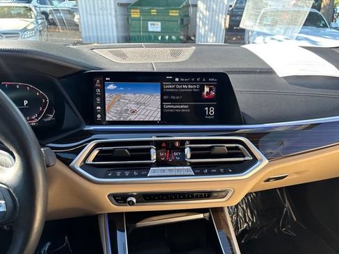 Used 2021 BMW X5 xDrive40i w/ Premium Package 2 AWD/4WD image 24
