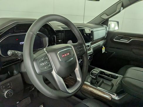 Used 2026 GMC Sierra 1500 Elevation AWD/4WD image 17