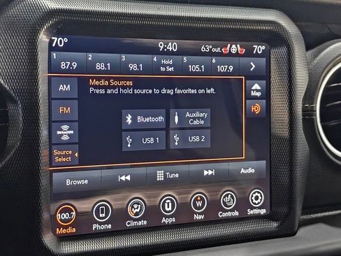 Used 2021 Jeep Wrangler Unlimited Sahara w/ Cold Weather Group image 39