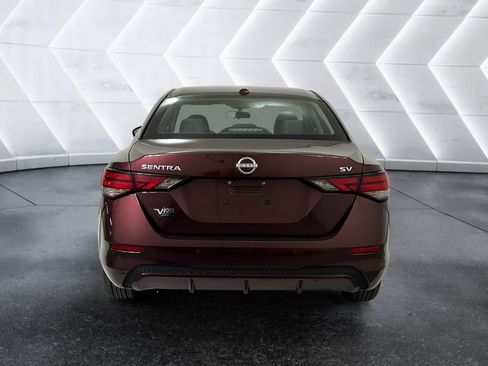 Used 2024 Nissan Sentra SV FWD image 5