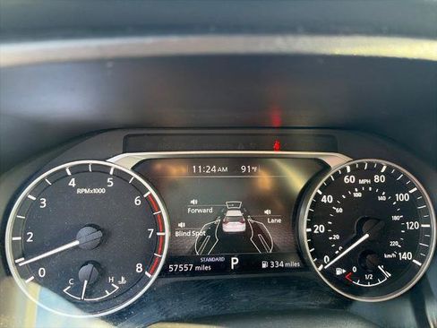 Certified 2024 Nissan Rogue SV FWD image 23