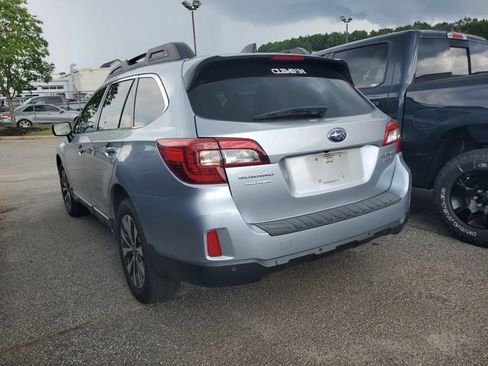 Used 2017 Subaru Outback 2.5i Limited AWD/4WD image 8
