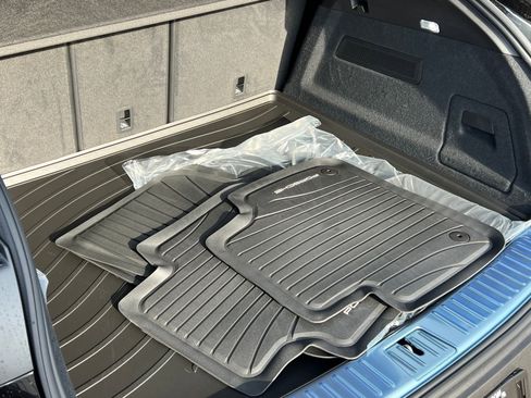 New 2026 Porsche Cayenne image 18