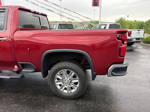 Used 2026 Chevrolet Silverado 2500 LTZ w/ LTZ Convenience Package AWD/4WD image 7