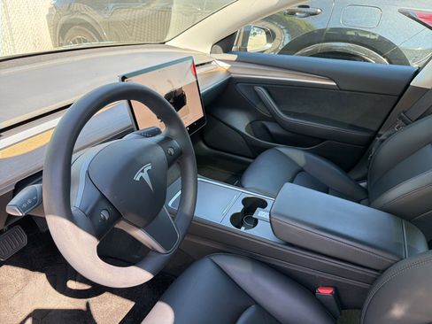 Used 2022 Tesla Model 3 Long Range image 10