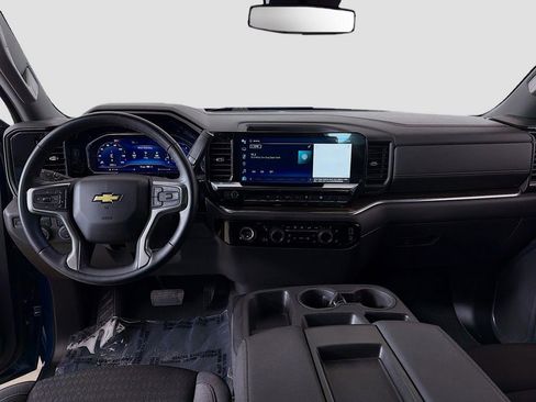 Used 2024 Chevrolet Silverado 1500 LT image 24