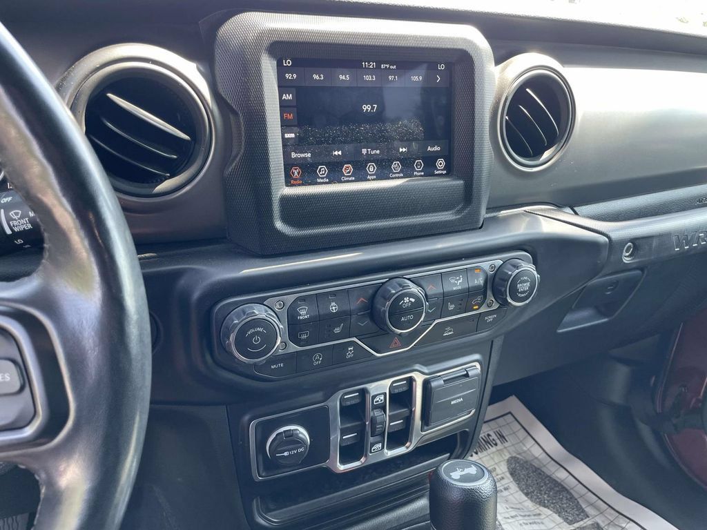 Used 2021 Jeep Wrangler Unlimited Sport AWD/4WD image 23