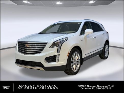 Used 2018 Cadillac XT5 Platinum w/ Driver Assist Package image 1