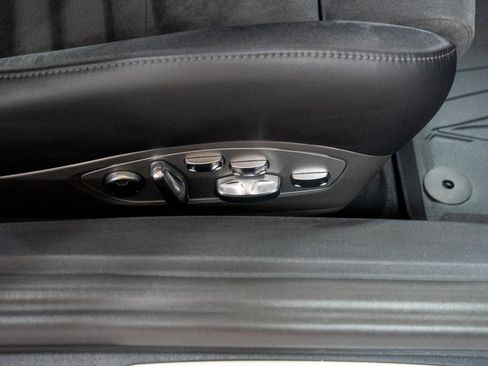 Used 2019 Porsche 911 Carrera GTS image 68