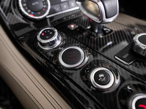 Used 2012 Mercedes-Benz SLS AMG Roadster image 34