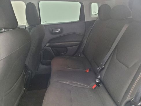 Used 2018 Jeep Compass Sport w/ Tech Group AWD/4WD image 18