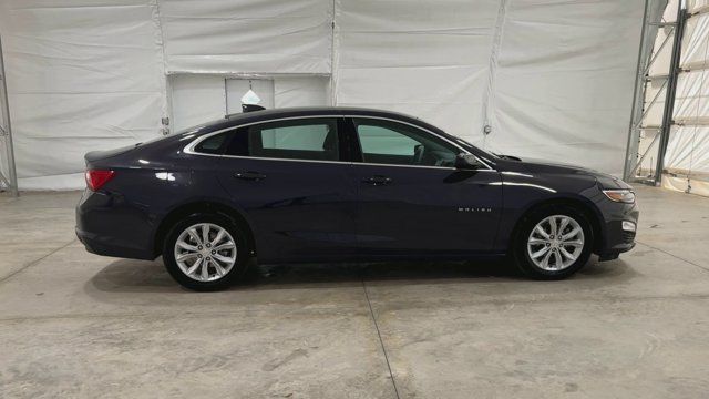Used 2025 Chevrolet Malibu LT FWD image 5