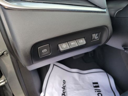 Used 2024 Buick Enclave Premium image 14