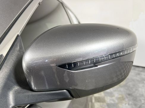 Used 2020 Nissan Rogue S w/ Special Edition Package FWD image 13