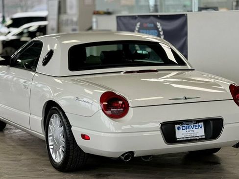 Used 2002 Ford Thunderbird RWD image 3