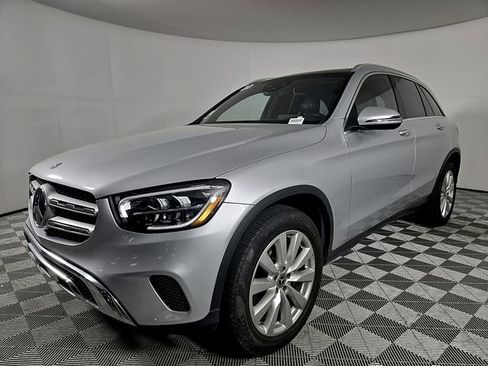 Used 2020 Mercedes-Benz GLC 300 image 2
