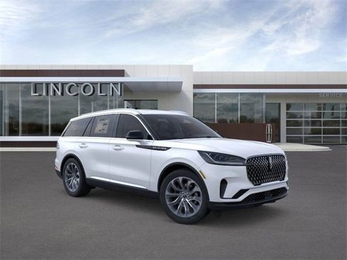 New 2026 Lincoln Aviator AWD image 7